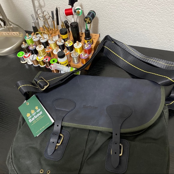 NWT BARBOUR icons waxed cotton messenger bag - Picture 3 of 6